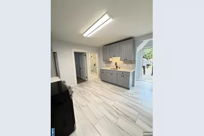 85 Midland Avenue 3 #3, Wallington, NJ 07057 - Photo 3