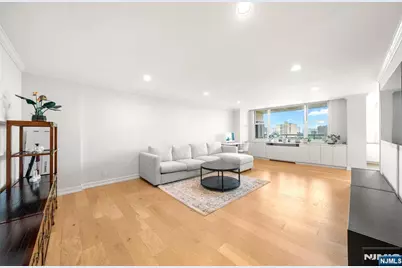 2200 N Central Road 11E #11E, Fort Lee, NJ 07024 - Photo 5