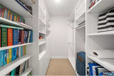 2200 N Central Road 11E #11E, Fort Lee, NJ 07024 - Photo 17
