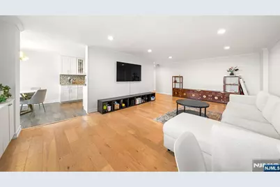 2200 N Central Road 11E #11E, Fort Lee, NJ 07024 - Photo 9
