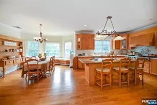 602 Grandview Terrace, Franklin Lakes, NJ 07417 - Photo 11