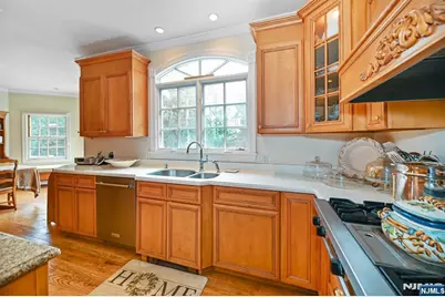 602 Grandview Terrace, Franklin Lakes, NJ 07417 - Photo 15