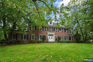602 Grandview Terrace, Franklin Lakes, NJ 07417 - Photo 1