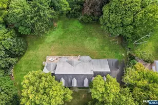 602 Grandview Terrace, Franklin Lakes, NJ 07417 - Photo 5