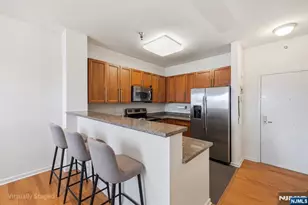 15 Enterprise Ct 1-05, Jersey City, NJ 07305 - Photo 3