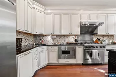 247 2nd Street 1 #1, Jersey City, NJ 07302 - Photo 17