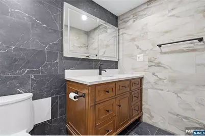 651 Floyd Street, Englewood Cliffs, NJ 07632 - Photo 5