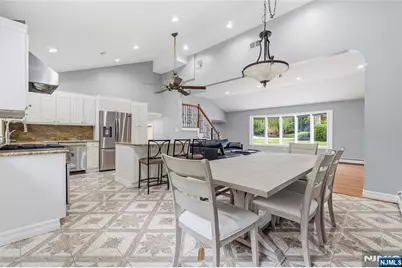 651 Floyd Street, Englewood Cliffs, NJ 07632 - Photo 7