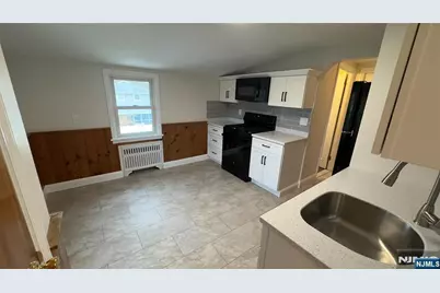 163 Center Street 2 #2, New Milford, NJ 07646 - Photo 9