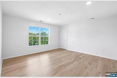 300 Schuyler Avenue 16 #16, Kearny, NJ 07032 - Photo 23