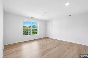 300 Schuyler Ave 16, Kearny, NJ 07032 - Photo 23