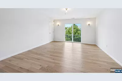 300 Schuyler Avenue 16 #16, Kearny, NJ 07032 - Photo 11