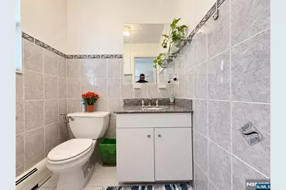 223 Merritt Avenue, Bergenfield, NJ 07621 - Photo 11