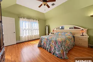 223 Merritt Ave, Bergenfield, NJ 07621 - Photo 21