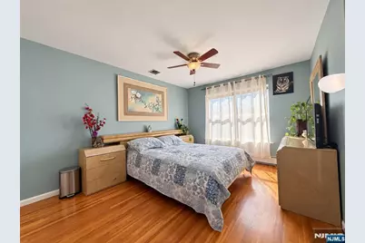 223 Merritt Avenue, Bergenfield, NJ 07621 - Photo 15