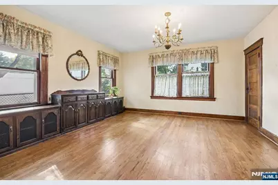 34 Hasbrouck Place, Rutherford, NJ 07070 - Photo 11