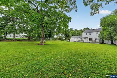 162 Hobart Gap Road, Livingston, NJ 07039 - Photo 19