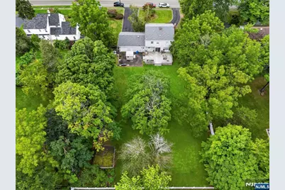 162 Hobart Gap Road, Livingston, NJ 07039 - Photo 11