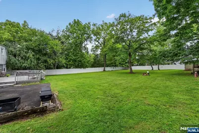 162 Hobart Gap Road, Livingston, NJ 07039 - Photo 21