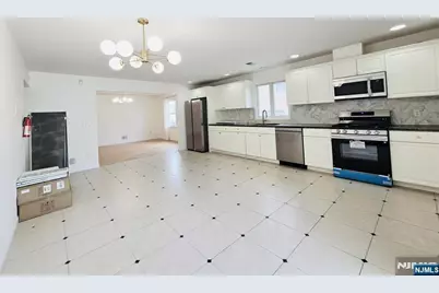 107 Chestnut Street 1st Fl #1st FL, Lodi, NJ 07644 - Photo 9