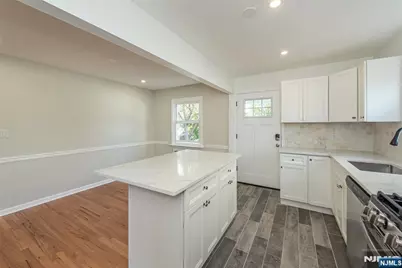 5 Underhill Court, Nutley, NJ 07110 - Photo 3