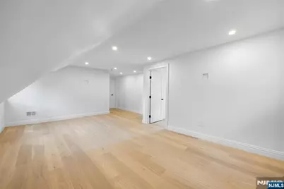 390 Harland Avenue, Haworth, NJ 07641 - Photo 37