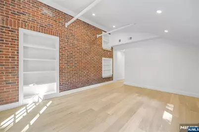 390 Harland Avenue, Haworth, NJ 07641 - Photo 35
