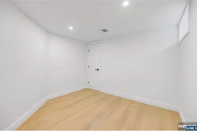 390 Harland Avenue, Haworth, NJ 07641 - Photo 41