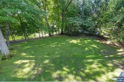 390 Harland Avenue, Haworth, NJ 07641 - Photo 43