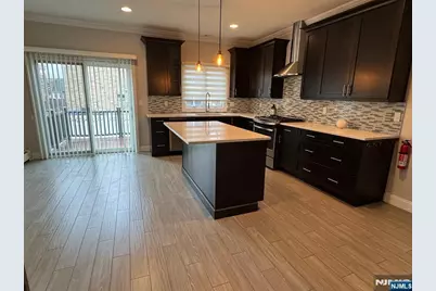 2471 6th Street A #A, Fort Lee, NJ 07024 - Photo 9