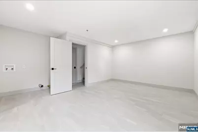 119 Cedar Street C0119 #C0119, Cliffside Park, NJ 07010 - Photo 33