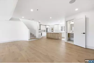 119 Cedar Street C0119 #C0119, Cliffside Park, NJ 07010 - Photo 7