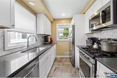 91 Frederick Place, Bergenfield, NJ 07621 - Photo 13