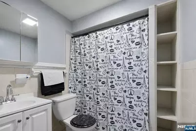 89 Burgess Place, Passaic, NJ 07055 - Photo 7
