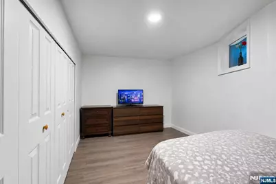 89 Burgess Place, Passaic, NJ 07055 - Photo 29