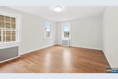473 Oakdene Avenue, Cliffside Park, NJ 07010 - Photo 25