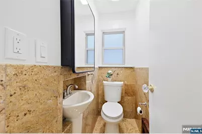 473 Oakdene Avenue, Cliffside Park, NJ 07010 - Photo 19