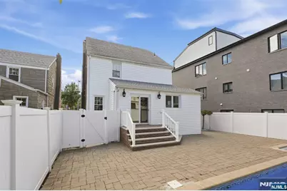 473 Oakdene Avenue, Cliffside Park, NJ 07010 - Photo 37