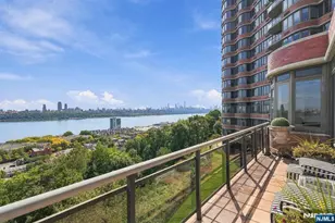 100 Carlyle Dr Villa P- 6, Cliffside Park, NJ 07010 - Photo 33