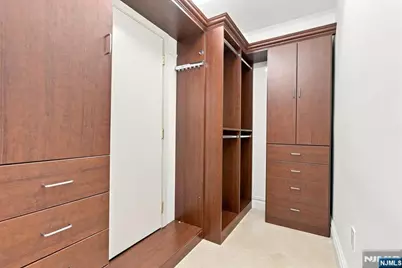 100 Carlyle Drive Villa P- 6 #VILLA P- 6, Cliffside Park, NJ 07010 - Photo 23