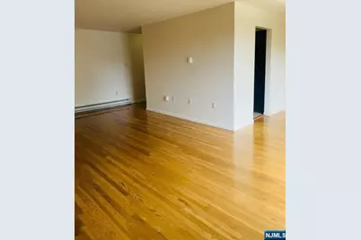 123 Grove Street 12 #12, Clifton, NJ 07013 - Photo 5