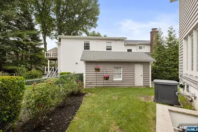 70 Cecelia Avenue, Cliffside Park, NJ 07010 - Photo 41
