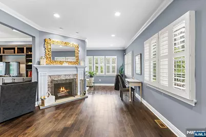 70 Cecelia Avenue, Cliffside Park, NJ 07010 - Photo 9