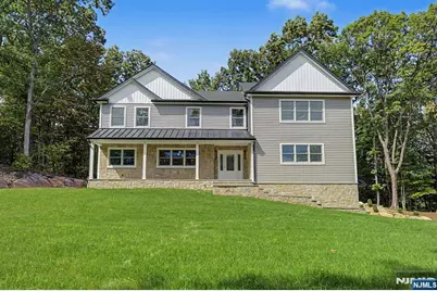 119 Stag Hill, Mahwah, NJ 07430 - Photo 1