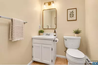 7 Ross Road, Wallington, NJ 07057 - Photo 17