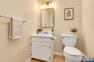7 Ross Rd, Wallington, NJ 07057 - Photo 17
