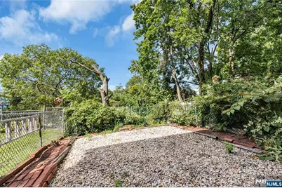 7 Ross Road, Wallington, NJ 07057 - Photo 27