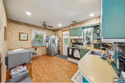 49 Morgan Street, Bergenfield, NJ 07621 - Photo 7