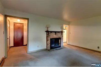 39 Sunset, Pequannock Township, NJ 07444 - Photo 9
