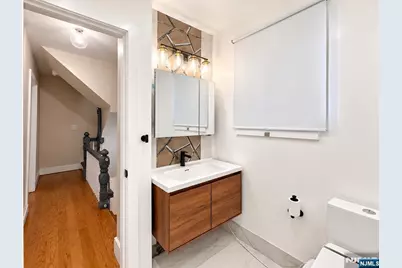 105 Brinkerhoff Street, Ridgefield Park, NJ 07660 - Photo 9